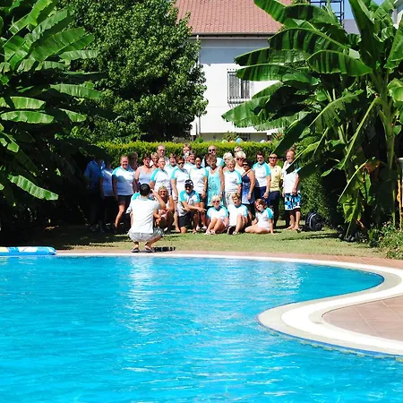 Verona Aparthotel 3*